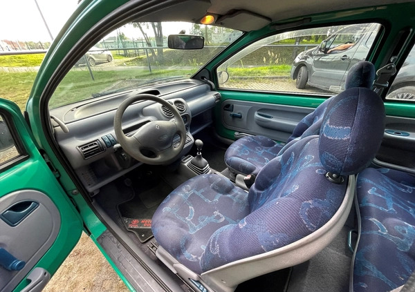 Renault Twingo cena 2999 przebieg: 147651, rok produkcji 1995 z Poznań małe 254